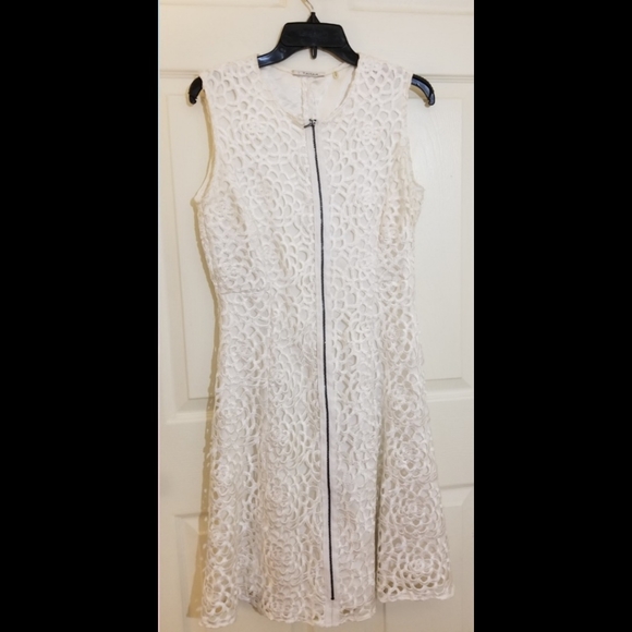 Dress - Picture 1 of 6